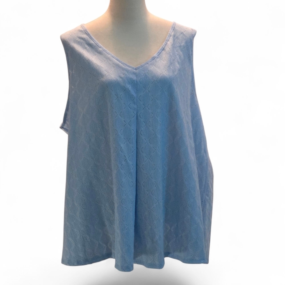 Emery Rose 4XL Light Blue Sleeveless Top Lacy Pattern Front Pleat V-neck